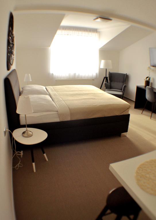 Studia Letcu 2A Apartment Olomouc Ngoại thất bức ảnh